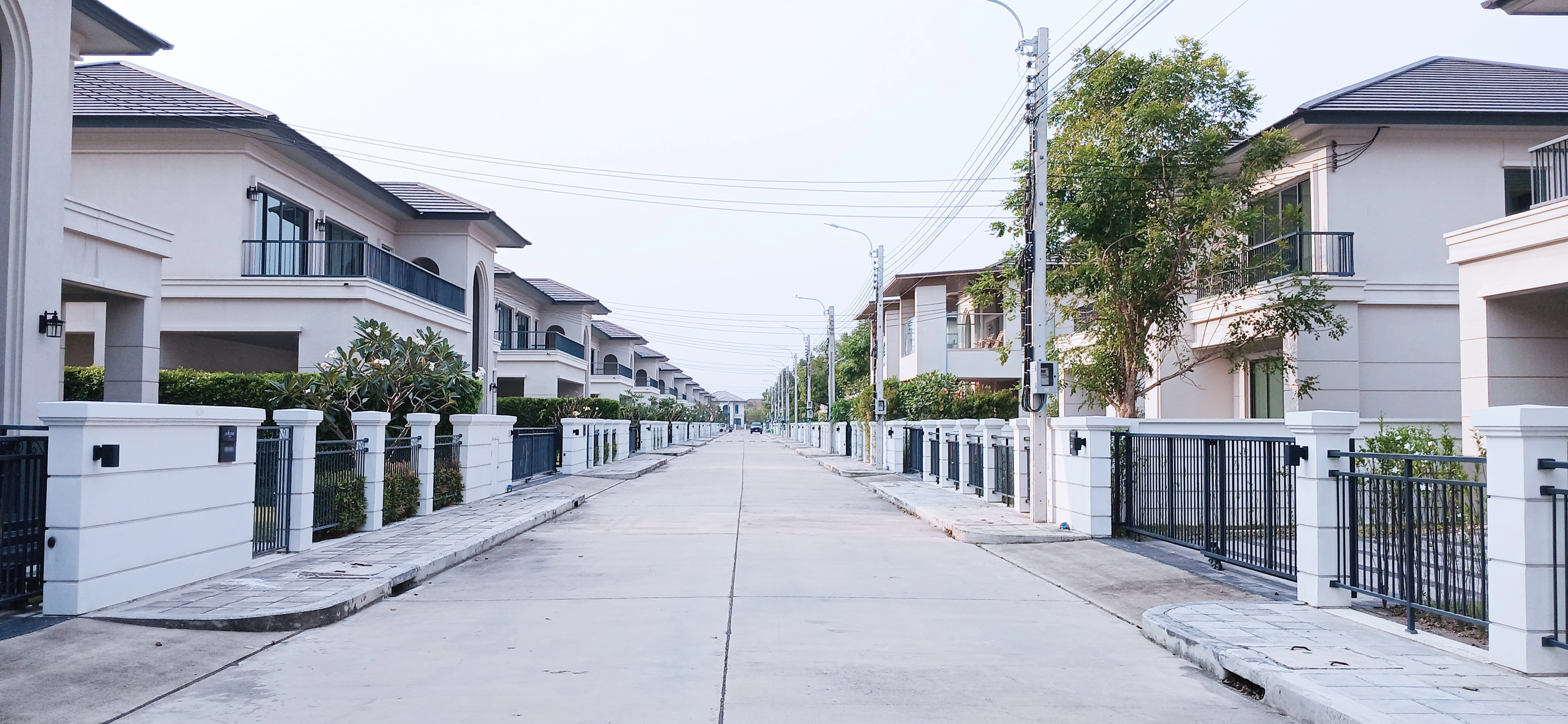 ตลาดอสังหาฯ ปี 69 ตั้งลำใหม่ ปรับสมดุลหลังผ่านจุดต่ำสุด บ้านมือสองมาแรง 3